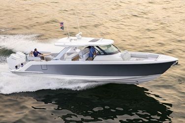 43' Tiara Yachts 2024